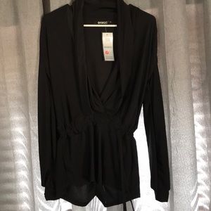 NWT Women’s Long Sleeve Romper Size Small
